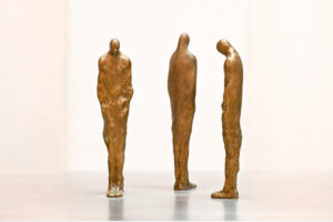 Figuren aus Bronze