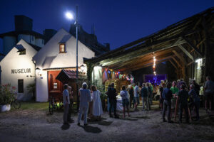 Nachts vor dem Museum